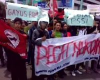 Aksi Tolak Nurdin Halid Sebagai Calon Ketum PSSI