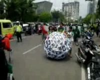 Demo Bonek Tolak Nurdin Halid