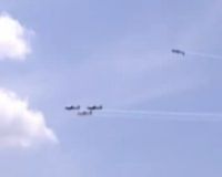 Aerobatik Meriahkan HUT ke-65 TNI AU
