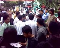 Aksi Tolak Kenaikan Tarif RSUD Semarang