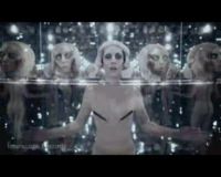 Lady Gaga Bantah Operasi Plastik