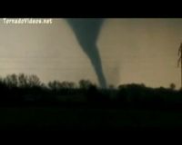 Rekaman Video Saat Tornado Menerjang AS