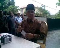 Hatta Preskon Terkait Kedatangan Keluarga Besar SBY