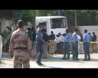 2 Ledakan Hantam 2 Bus di Karachi