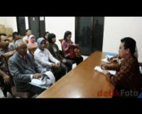 Keluarga Irzen Octa Datangi Komnas HAM