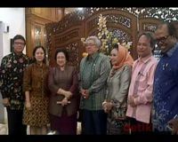 Taufiq Kiemas Undang Megawati ke Parlemen