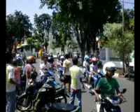 Konvoi Motor Rayakan Kelulusan 
