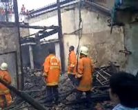 Kos-kosan di Kuningan Terbakar