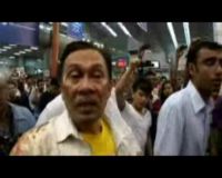 Anwar Ibrahim Terluka, 2 Putrinya Ditangkap