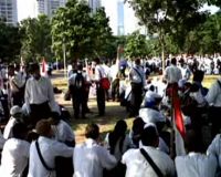Pendukung Panji Gumilang Gelar Aksi Damai