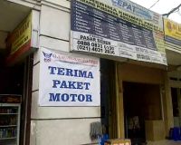 Pengiriman Motor untuk Mudik di Stasiun Senen