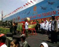 HUT ke-66 TNI di Jogja Berlangsung Meriah 