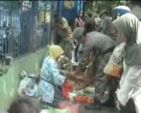 Demi Sea Games, Pedagang Digusur