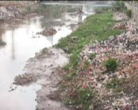 Sampah Ancam Jakarta Jelang Musim Hujan
