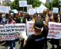 Mahasiswa Papua di Semarang Berdemo