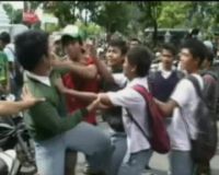 Dipicu Saling Ejek Usai Pertandingan Voli