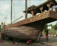 Kapal Seriwijaya Meriahkan Pembukaan Sea Games