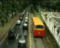 Transjakarta Diujung Tanduk Masalah