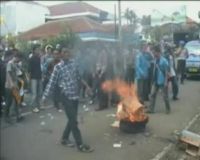 Mahasiswa Tuntut Kepala Satpol PP Mundur