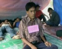 Lahan Diserobot, Warga Aksi Jahit Mulut