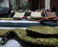 Kulit Ikan Nila Disulap Jadi Kerajian yang Indah