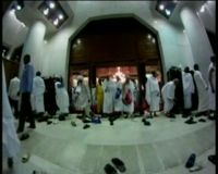 Petugas Kebersihan Masjidil Haram