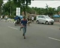 Warga Geram, Tabrak Pelajar dengan Motor