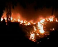 Sebuah Rumah dan Gudang Hangus Terbakar
