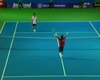 Emas Tenis dari Dua Nomor Tunggal