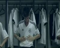 Jersy Timnas Jerman, Klasik dan Elegan