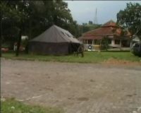 Lahan Transit Kendaraan Tamu Istana