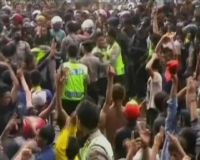 Konser Musik Ricuh