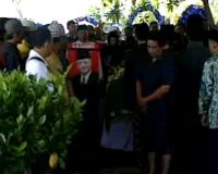 Jenazah Sesepuh PDIP Dimakamkan