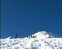 Jejak Petualang Siap Taklukan Gunung Tertinggi