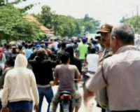 Pilkades Ricuh, Warga Kepung Kantor Desa