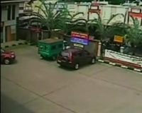 Waspasda Perampok Pecah Kaca