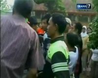 Sekolah Disegel, Wali Murid Ngamuk