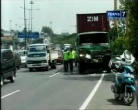 Bus Tabrak Truk, 1 Balita Tewas