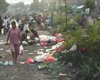 Pedagang Rusak Keindahan Taman