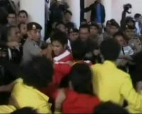 Unjuk Rasa Mahasiswa Ricuh
