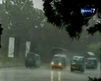 Waspada, Dampak Ekor Badai Tropis 