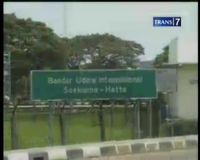 Warga Tolak Penutupan Pintu M1 Bandara