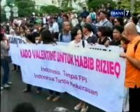 Aksi Gerakan Anti Ormas Berakhir Ricuh