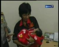 Bayi Kembar Dijual Ibu Kandung