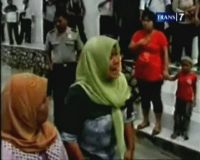 Vonis Ditunda, Keluarga Korban Mengamuk