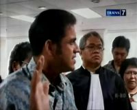 Nazaruddin Siap Disumpah Pocong