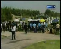 Suasana Haru Selimuti Pemakaman Model Olivia Dewi