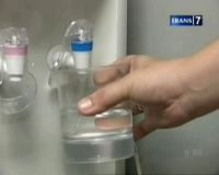 Air Isi Ulang, Amankah Dikonsumsi?