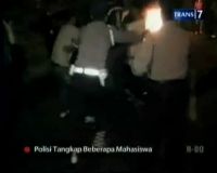 Suasana Bentrok Salemba