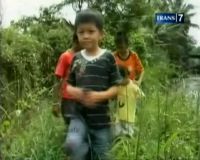 Mengisi Liburan dengan Berburu Belalang